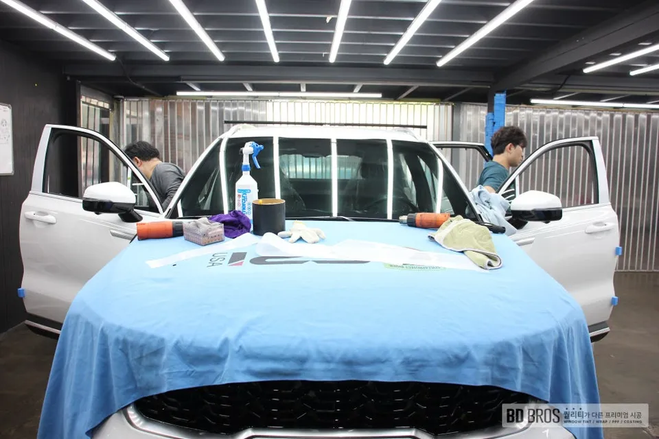 Kia Sorentoのカーフィルム施工事例|費用目安・仕上がり 施工写真 3-1