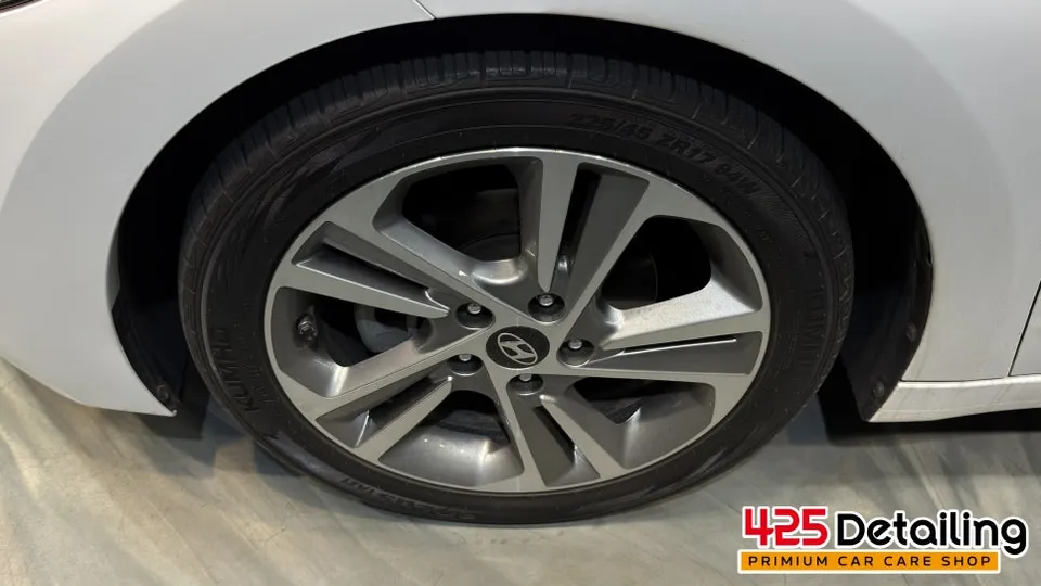 Hyundai Elantra paint correction - Hyundai Elantra Paint Correction & Glass Coating Review photo 4