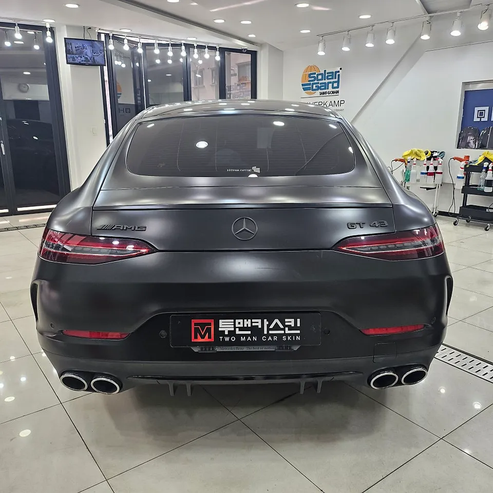 Mercedes-Benz AMG GT 43 カーラッピング事例|費用目安・仕上がり 施工写真 3-1