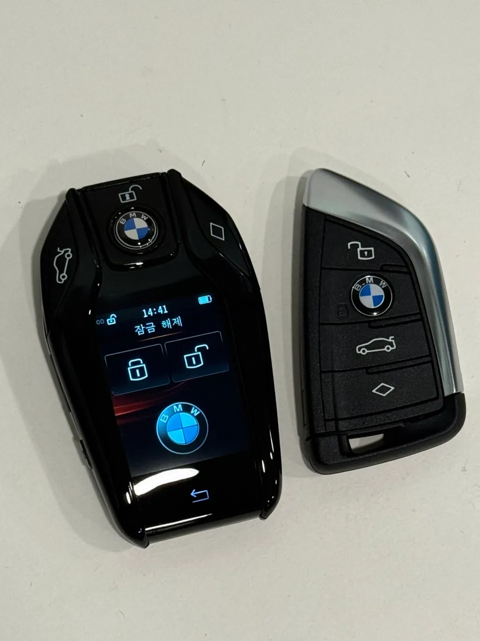 BMW X4 G02 oem options - BMW X4 G02 OEM Options Review: Digital Key Upgrade Cost photo 3