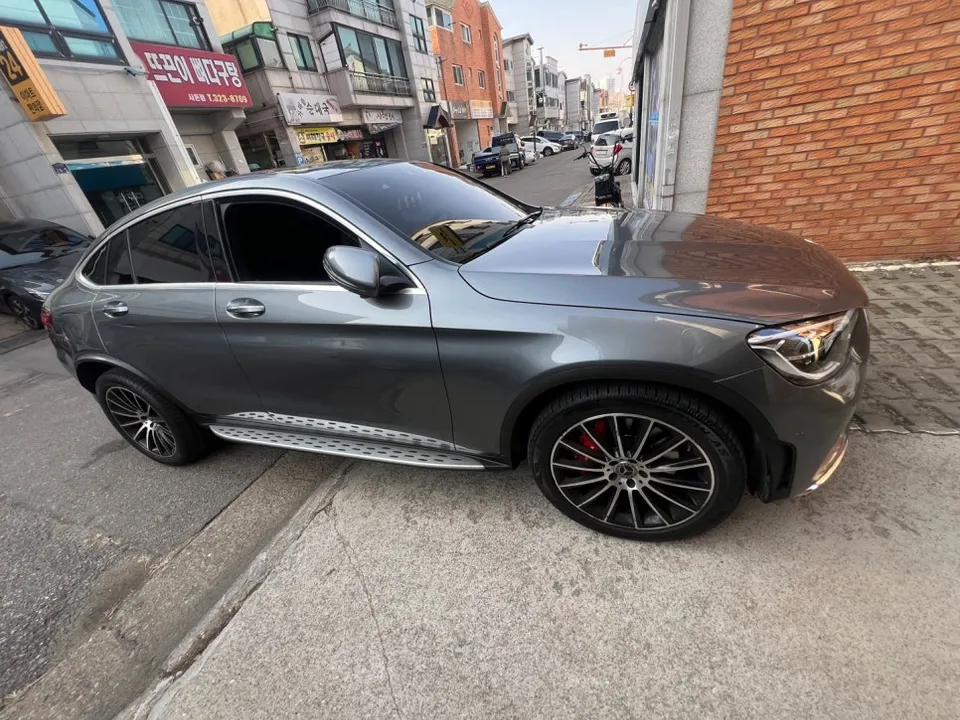 Mercedes-Benz GLC oem options installation result