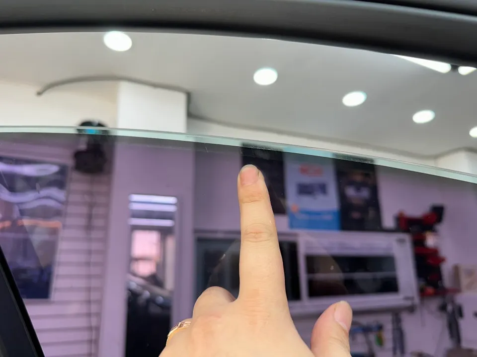 Hyundai Grandeur HGのカーフィルム施工事例|費用目安・仕上がり 施工写真 2-2