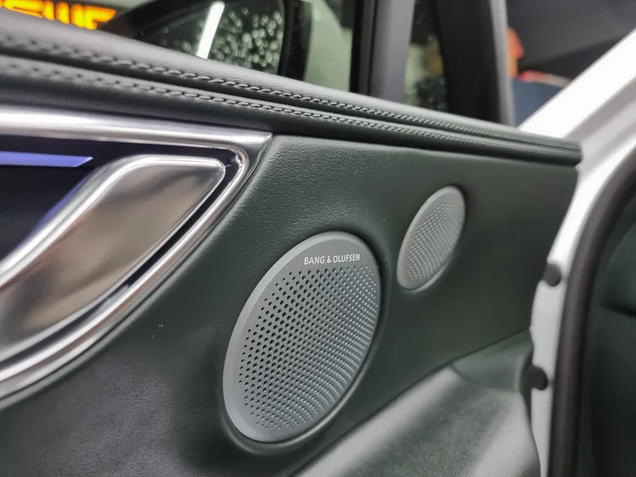 Genesis GV80 Faceliftのカーオーディオ施工事例 施工写真 4-2