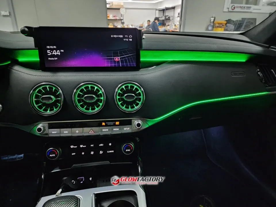 Kia Stinger ambient lighting - Kia Stinger Ambient Lighting Review: Stunning Interior Upgrade photo 4