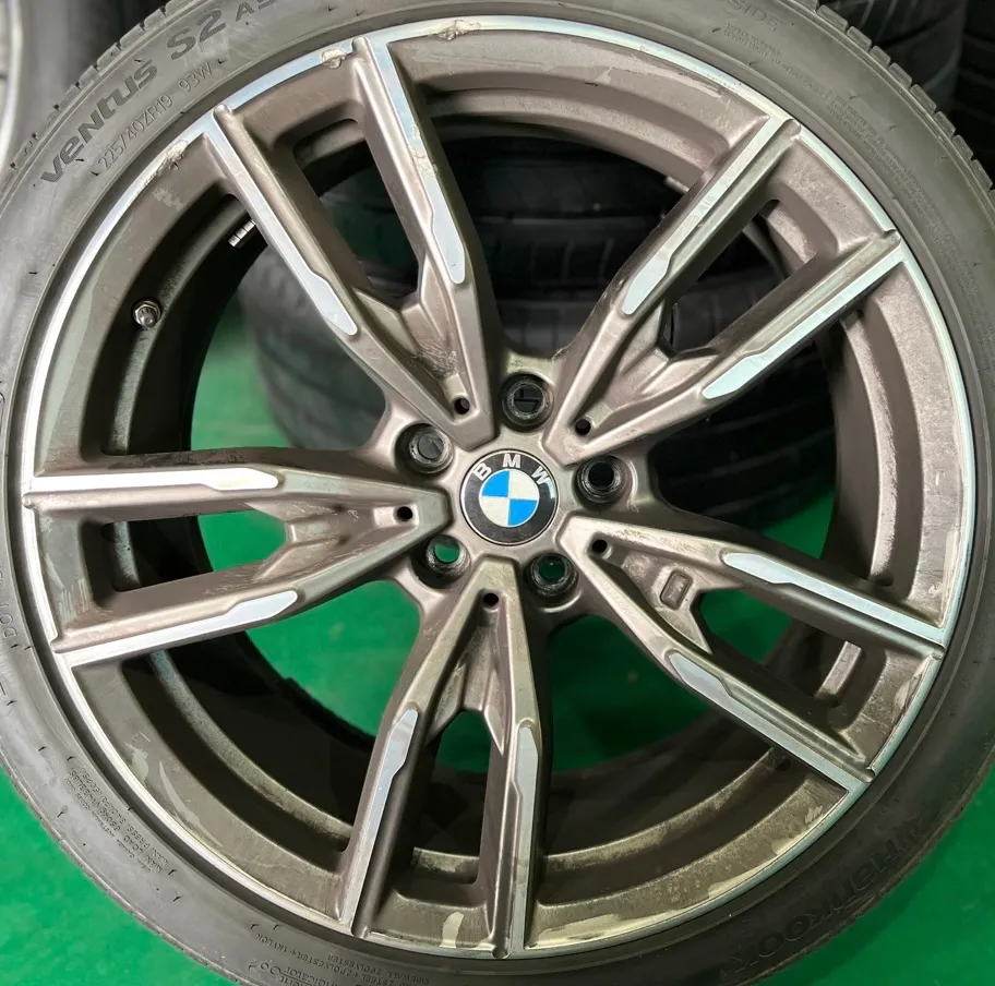 BMW 3 Series G20のホイールリペア・塗装事例 施工写真 4