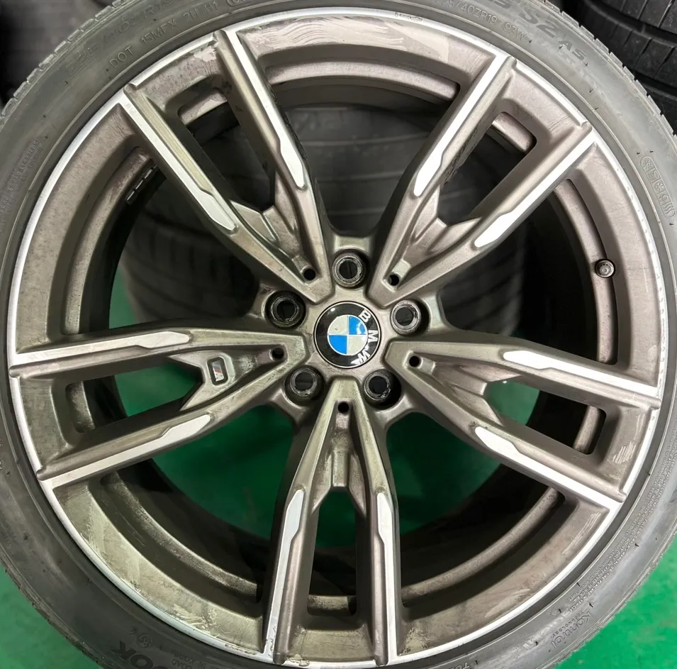 BMW 3 Series G20のホイールリペア・塗装事例 施工写真 5
