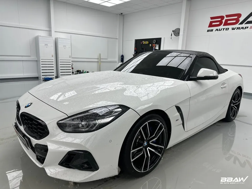 BMW Z4 G29 カーラッピング事例｜AX ティファニーブルー 施工写真 1-1