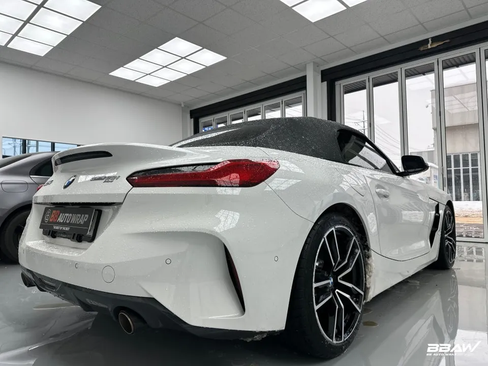 BMW Z4 G29 カーラッピング事例｜AX ティファニーブルー 施工写真 3-1