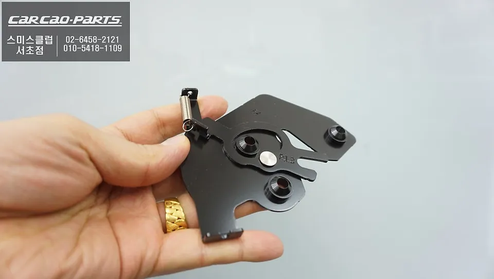 Genesis GV70 oem options - Genesis GV70 Ghost Door Retrofit Review photo 4