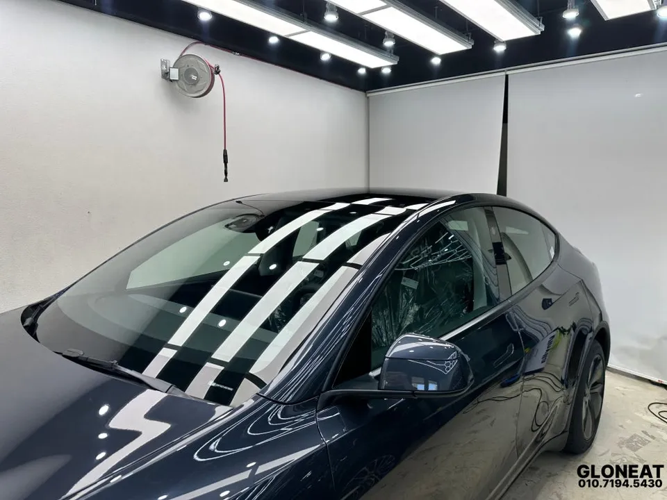 Tesla Model Y window tinting - Tesla Model Y Window Tinting Review: Cost & Heat Rejection photo 2