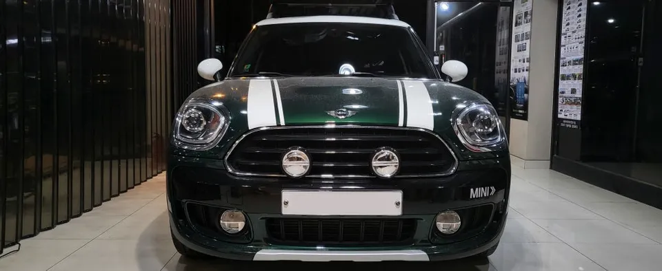 MINI Countrymanのドラレコ取付事例｜費用目安と仕上がり 写真