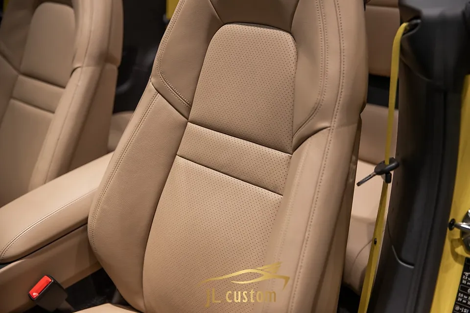 Porsche 911 seat ventilation - Porsche 911 Seat Climate Upgrade Review photo 4