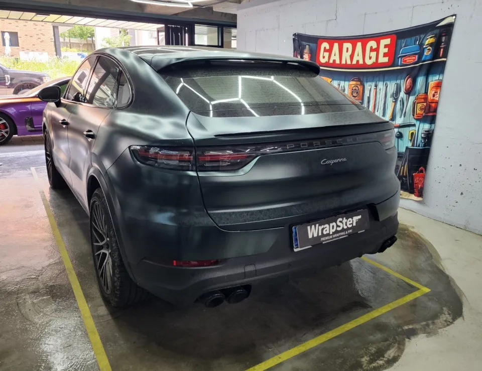 Porsche Cayenne E3のカーラッピング事例 施工写真 1-3