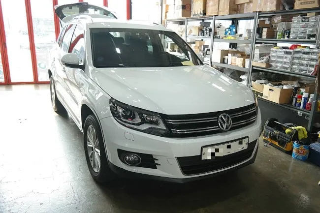 Volkswagen Tiguan Apple CarPlay Install Review