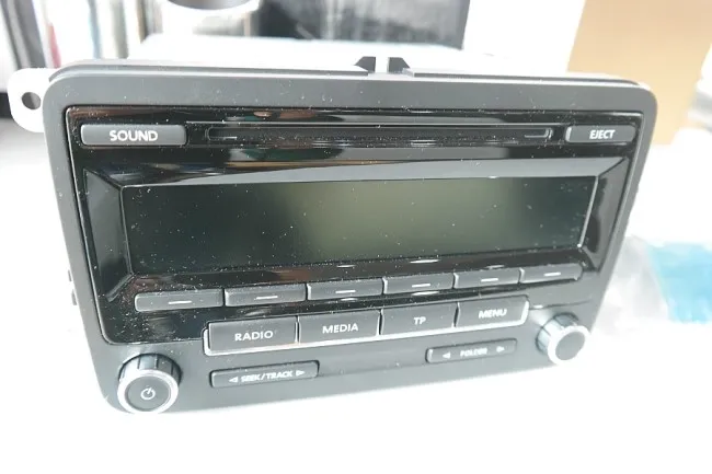Volkswagen Tiguan android head unit - Volkswagen Tiguan Apple CarPlay Install Review photo 3