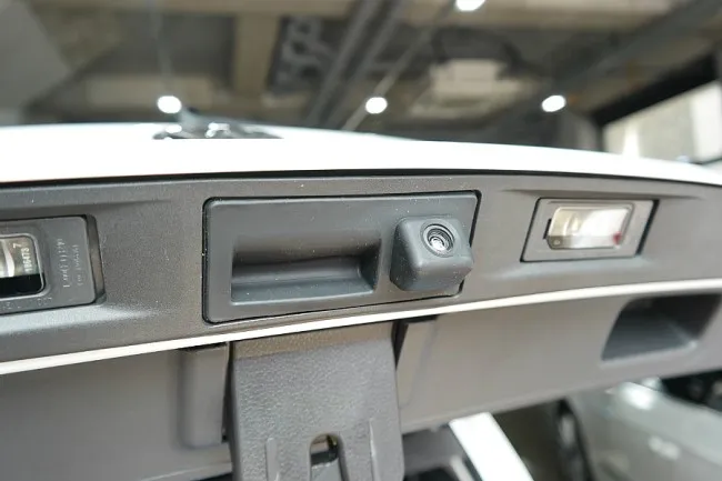 Volkswagen Tiguan android head unit - Volkswagen Tiguan Apple CarPlay Install Review photo 4