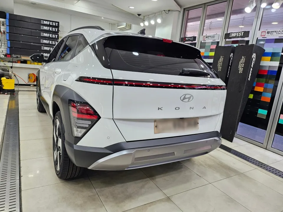 Hyundai KonaのPPF施工事例|費用目安・仕上がり 施工写真 1-2