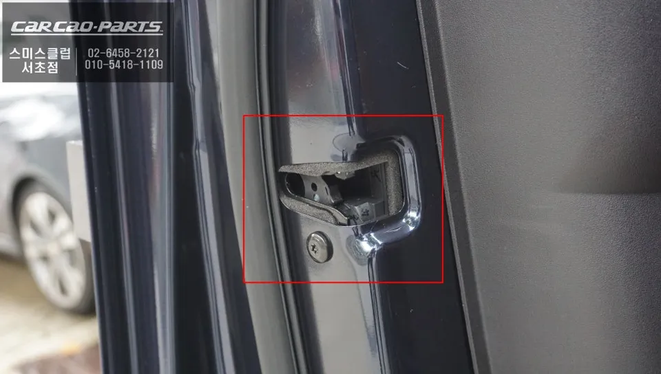 Land Rover Discovery 5 oem options - Land Rover Discovery 5 Oem Options Installation Review — Cost photo 4