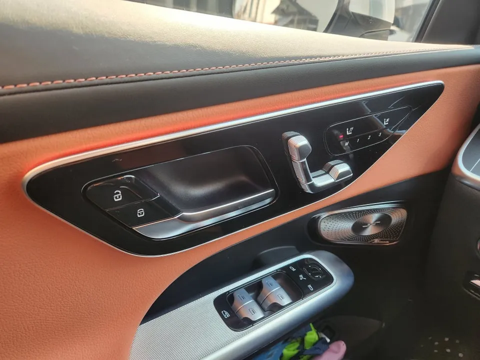 Mercedes-Benz GLCのPPF施工事例|費用目安・仕上がり 施工写真 2-3