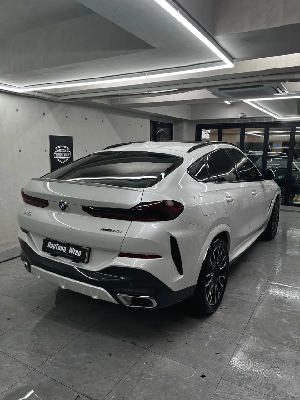 BMW X6 PPF施工事例|費用目安と仕上がり 施工写真 1-2