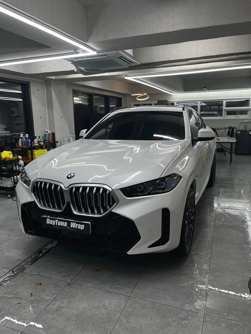 BMW X6 PPF施工事例|費用目安と仕上がり 施工写真 1-3
