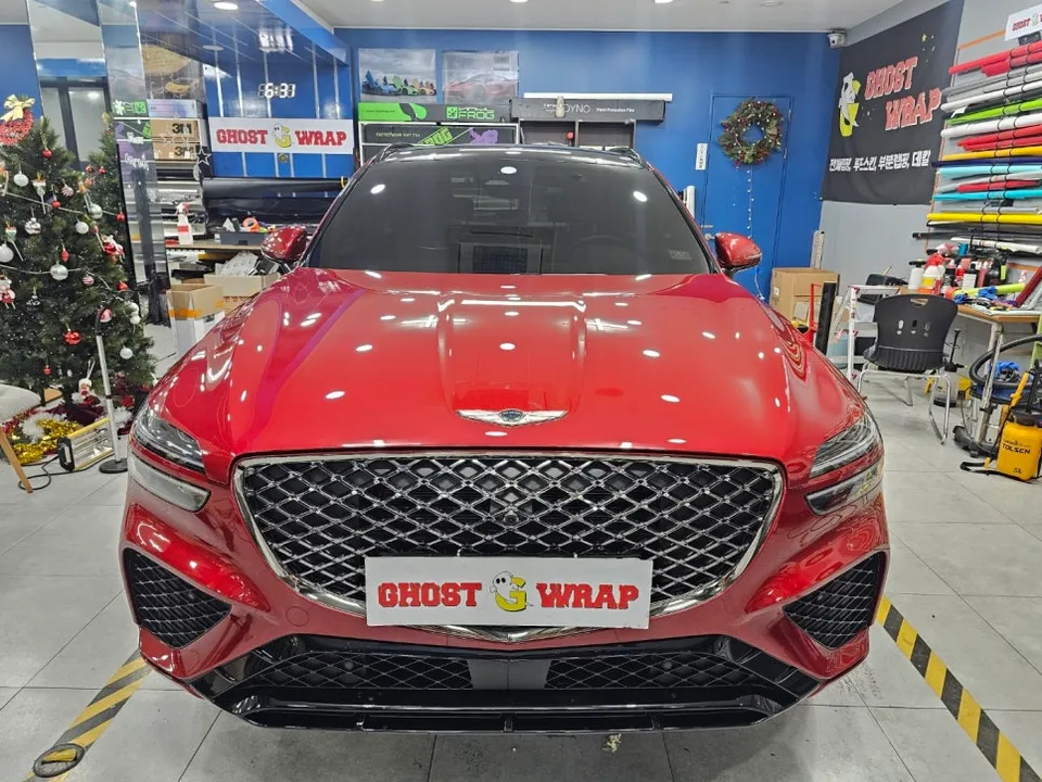 Genesis GV70 vinyl wrap installation result