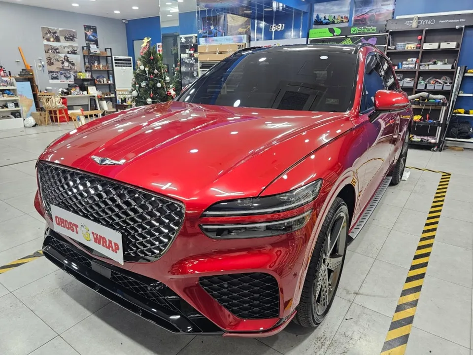 Genesis GV70 vinyl wrap - Genesis GV70 Side Mirror Wrap Review photo 4
