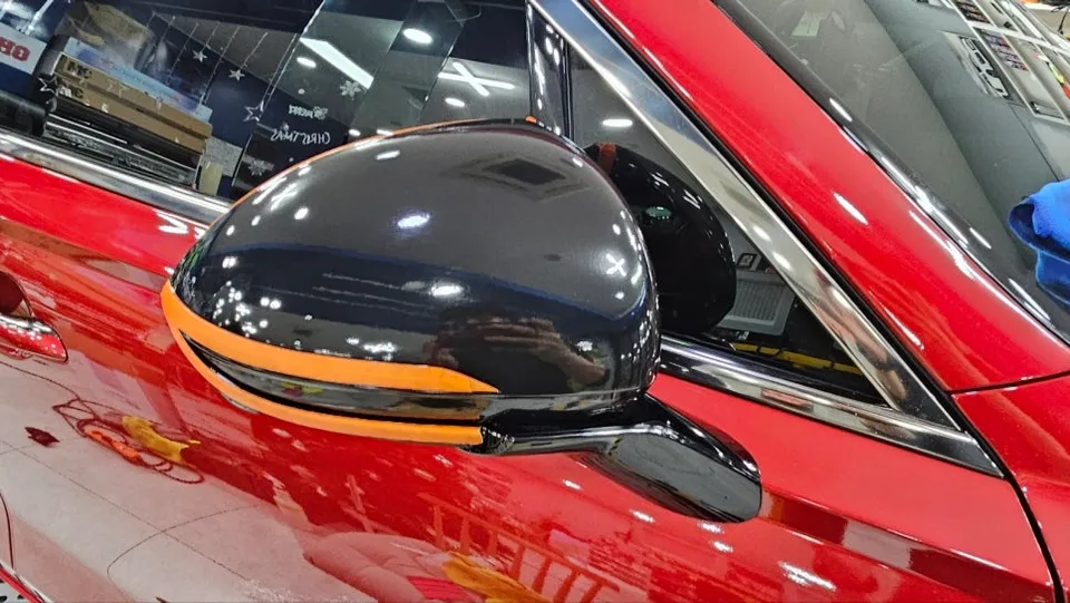 Genesis GV70のカーラッピング事例 施工写真 6