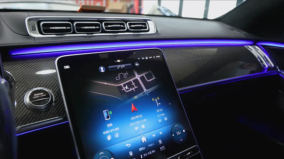 Mercedes-Benz S63 AMG ambient lighting - Mercedes-Benz S63 AMG Ambient Lighting Review — Luxury Upgrade photo 3