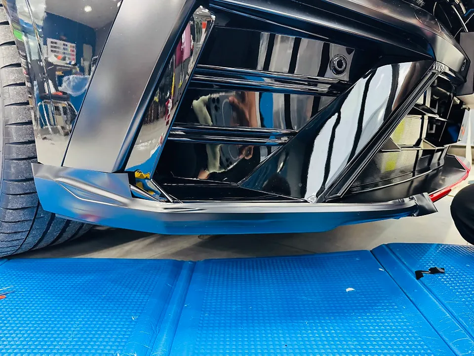 Hyundai Elantra Nのカーラッピング事例|費用目安・仕上がり 施工写真 2-2
