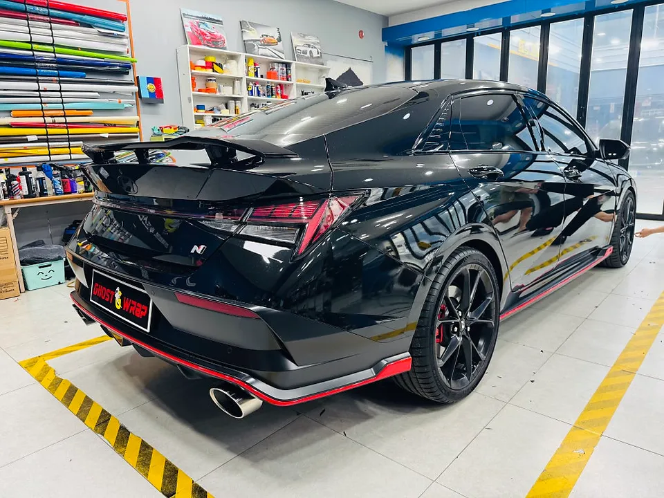 Hyundai Elantra Nのカーラッピング事例|費用目安・仕上がり 施工写真 1-3