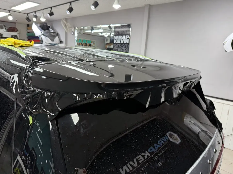Lincoln AviatorのPPF施工事例 施工写真 4-2