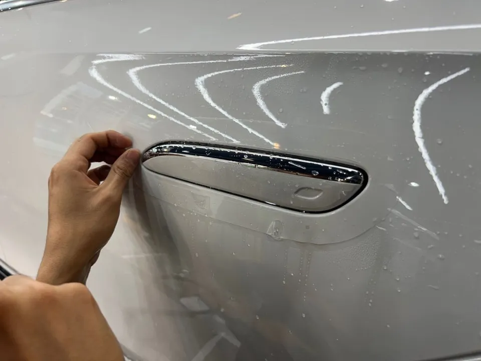 Mercedes-Benz Eクラス W214 PPF施工事例|費用目安・仕上がり 施工写真 3-3