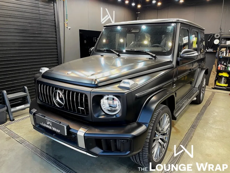 Mercedes-Benz G-Wagon interior customization - Mercedes-Benz G-Wagon Interior Customization: Seatbelt Upgrade photo 4