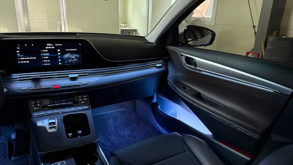 Hyundai Grandeur IG ambient lighting - Hyundai Grandeur Ambient Lighting Review — Enhanced Interior Mood photo 4