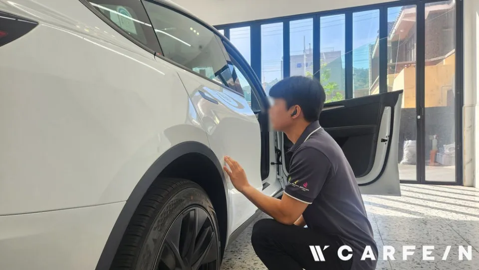 Tesla Model Yのカーフィルム施工事例｜費用目安・仕上がり 施工写真 3-2