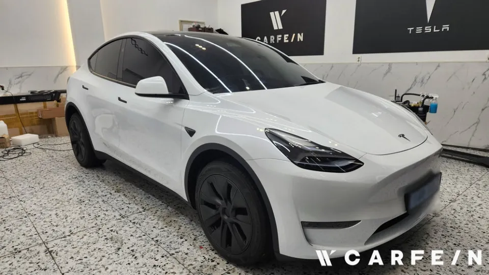 Tesla Model Yのカーフィルム施工事例｜費用目安・仕上がり 施工写真 2-3