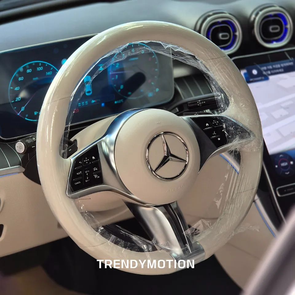 Mercedes-Benz C-Class steering wheel - Mercedes-Benz C-Class Custom Steering Wheel Review photo 3