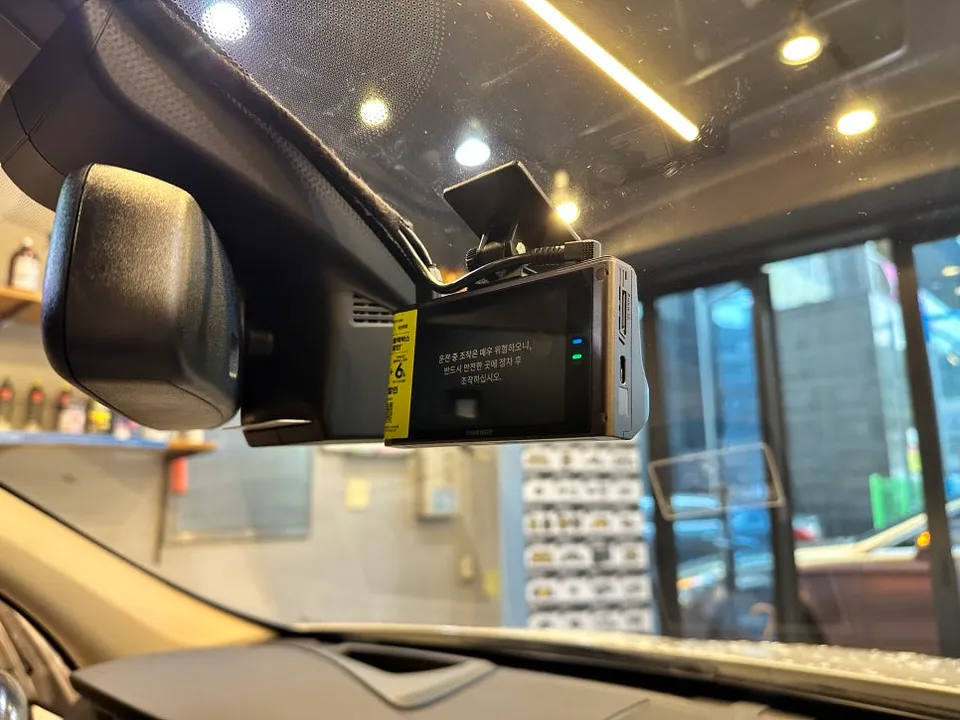 BMW 5GT dash cam - BMW 5GT Dash Cam Installation Review - Worry-Free Power photo 3
