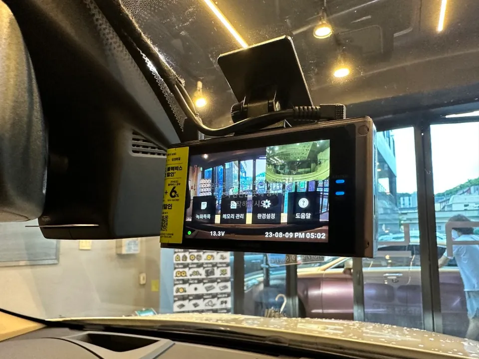 BMW 5GT dash cam - BMW 5GT Dash Cam Installation Review - Worry-Free Power photo 6