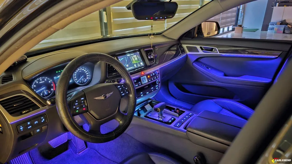 Genesis G80 ambient lighting - Genesis G80 Ambient Lighting Review — Enhanced Luxury photo 5