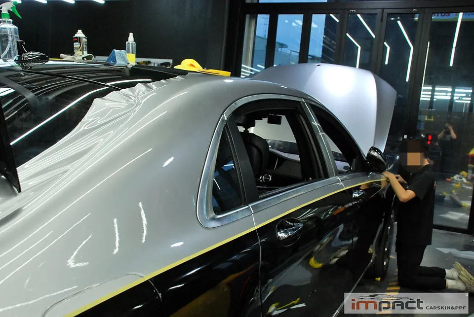 Mercedes-Benz Maybachのカーラッピング事例｜費用目安・仕上がり 施工写真 3-2