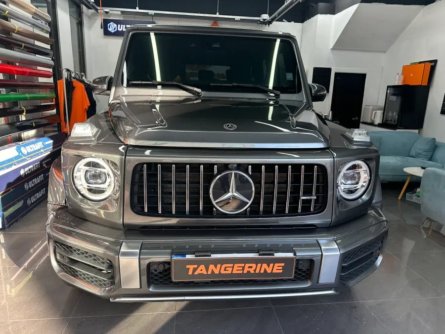 Mercedes-Benz G63 AMGのカーラッピング事例|ホワイトナイトエディション 施工写真 1-2
