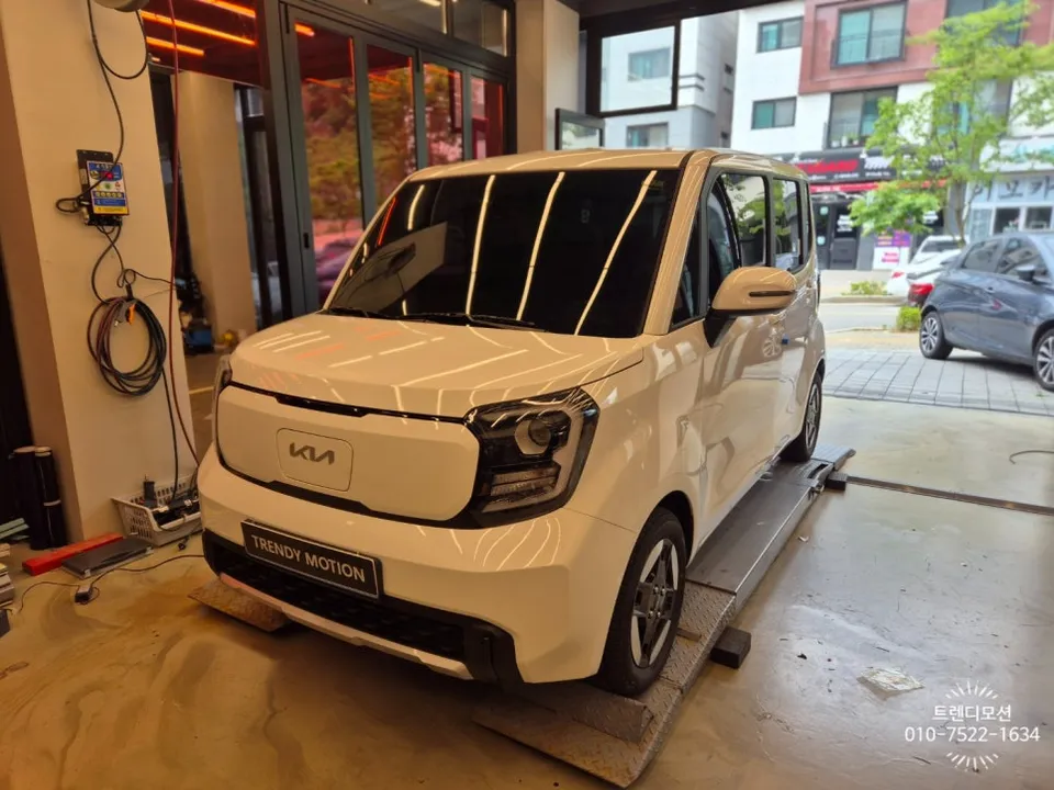 Kia Ray EV ambient lighting installation result