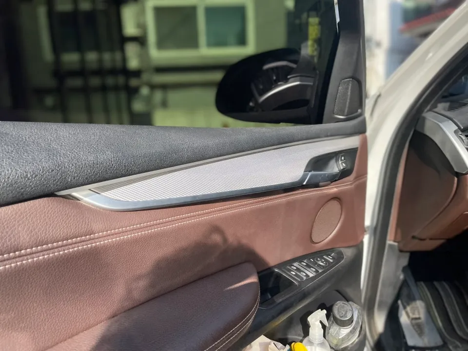 BMW X5 F15 Vinyl Wrap Review: Cost & Results photo 2