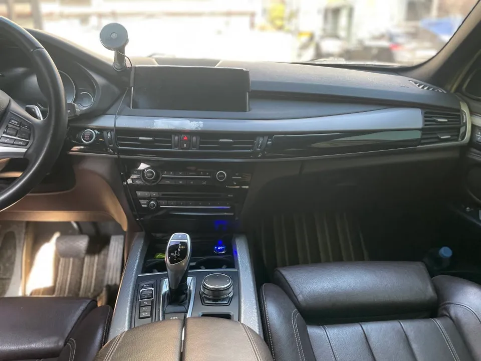 BMW X5 F15 vinyl wrap - BMW X5 F15 Vinyl Wrap Review: Cost & Results photo 6