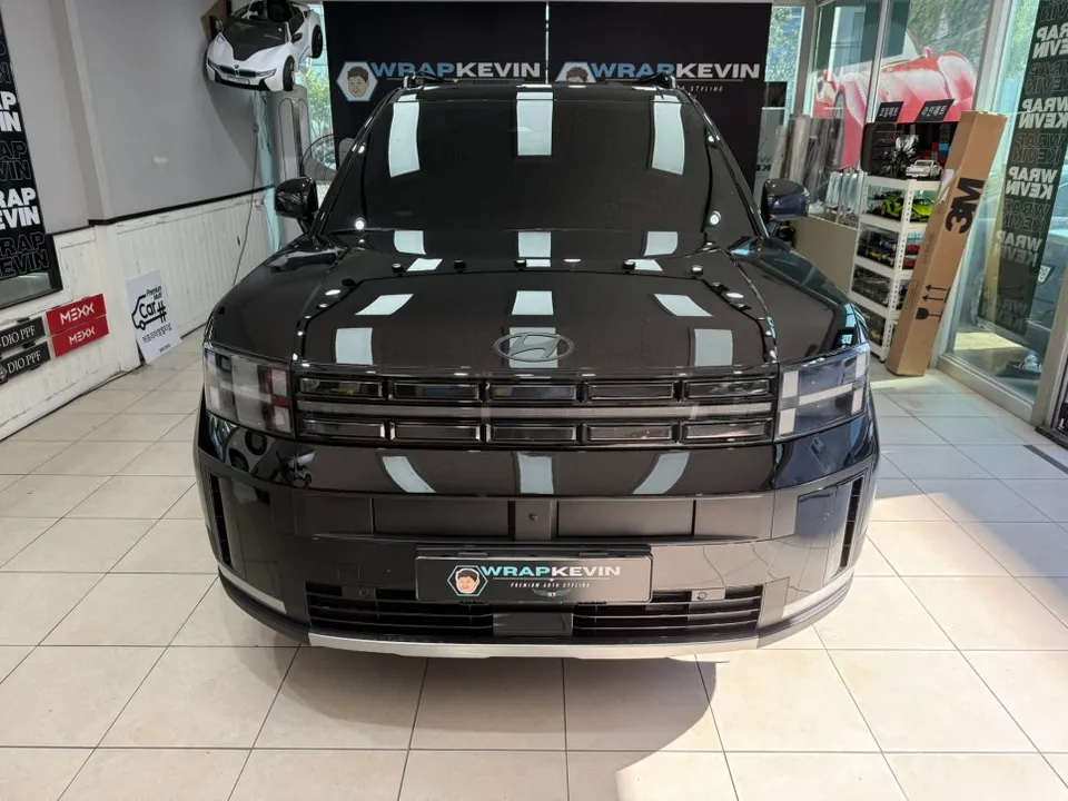 Hyundai Santa Fe MX5 vinyl wrap installation result