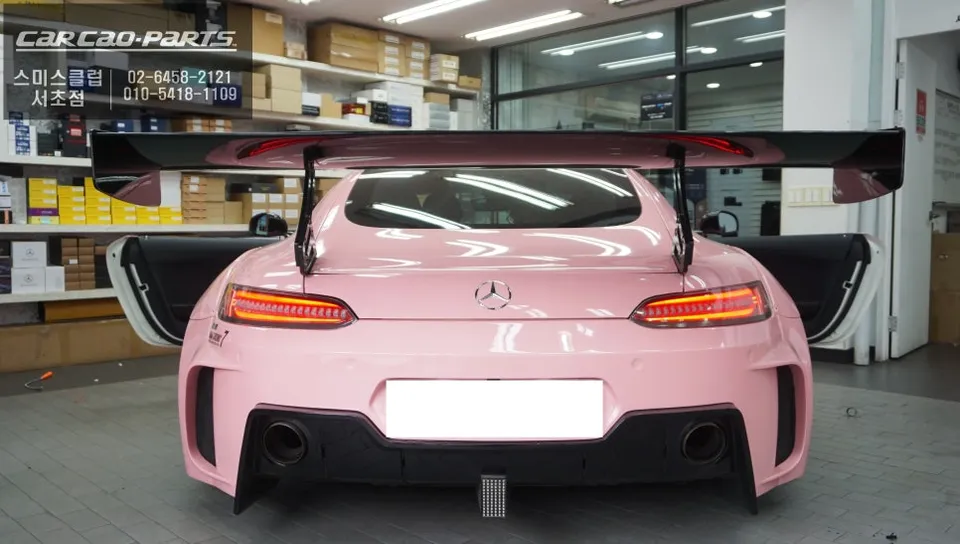 Mercedes-Benz AMG GTSのAndroid Auto・CarPlay取付事例 施工写真 2-2