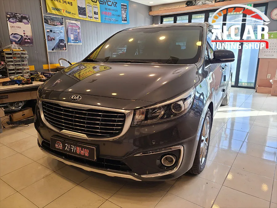 Kia Carnival KA4 Body Kit Review: Enhanced Style & Functionality photo 1