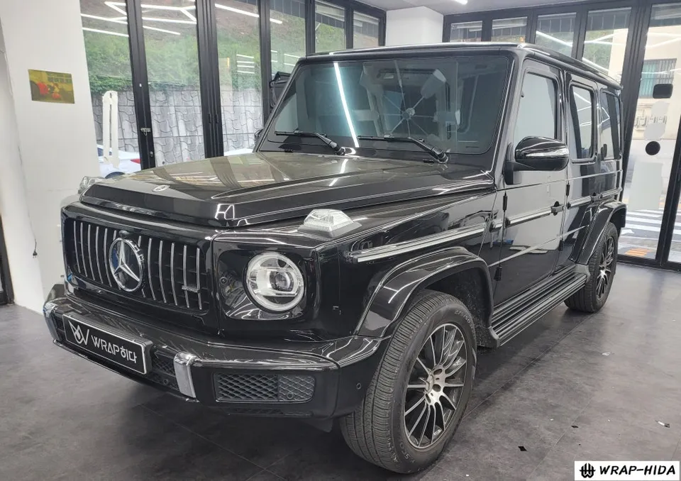 Mercedes-Benz G-Wagon vinyl wrap installation result